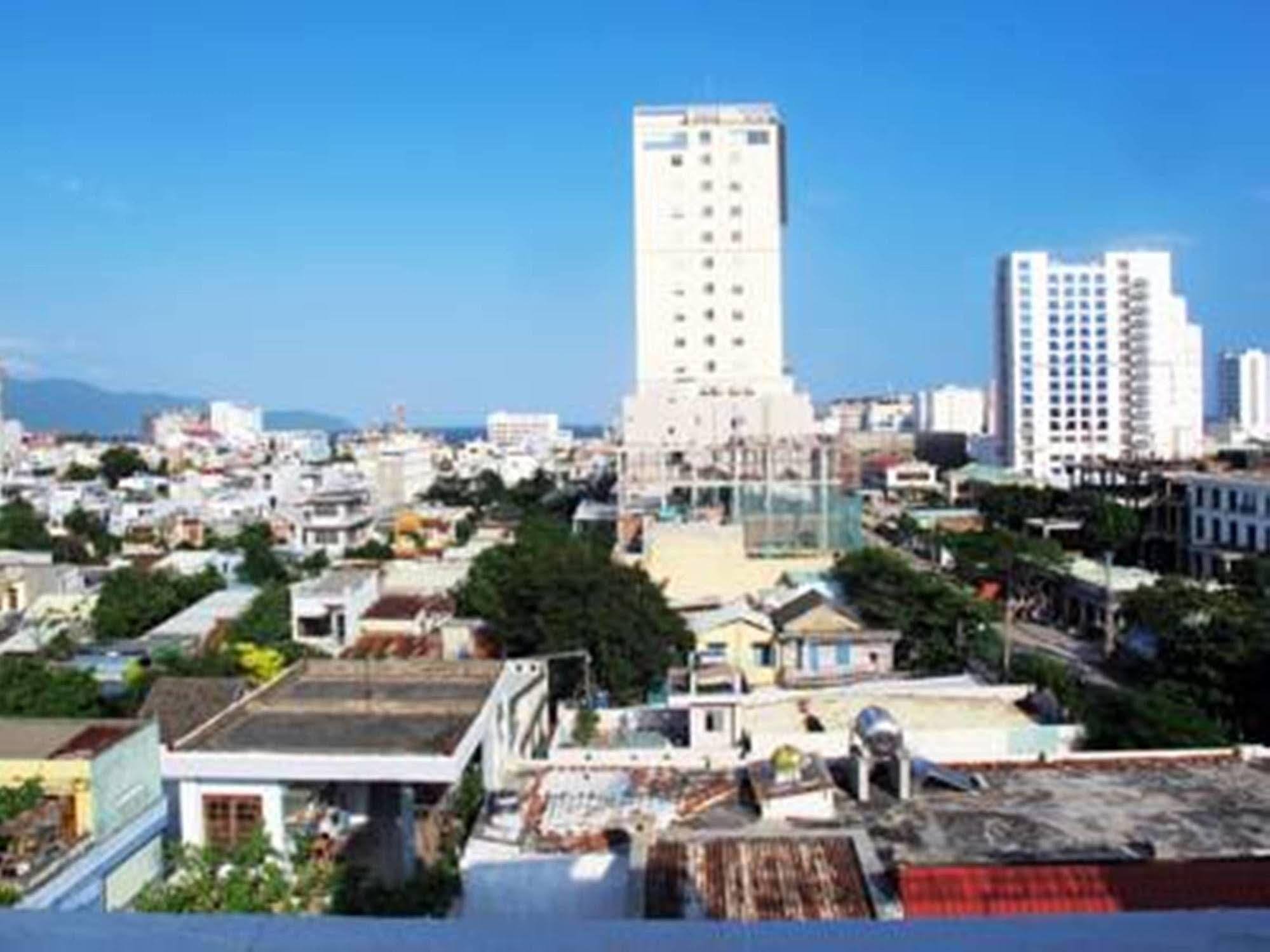 House Land Hotel 2 Da Nang Buitenkant foto