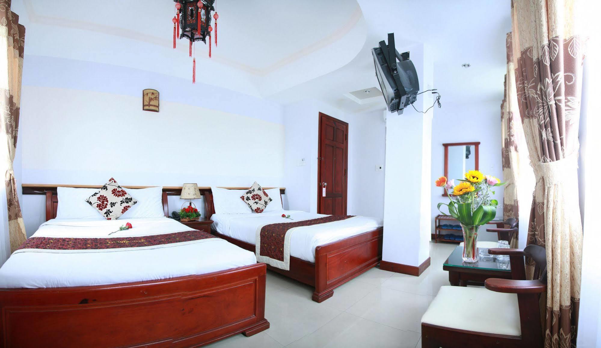 House Land Hotel 2 Da Nang Buitenkant foto