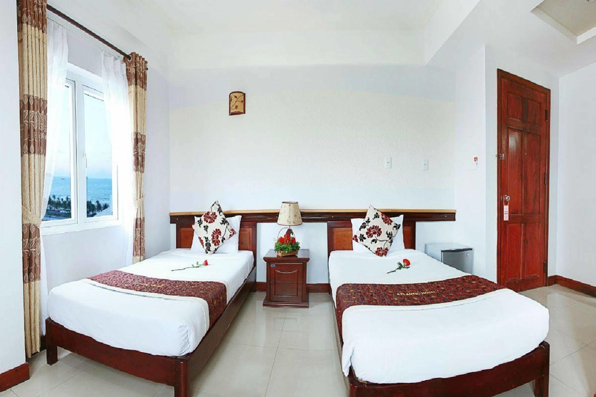 House Land Hotel 2 Da Nang Buitenkant foto